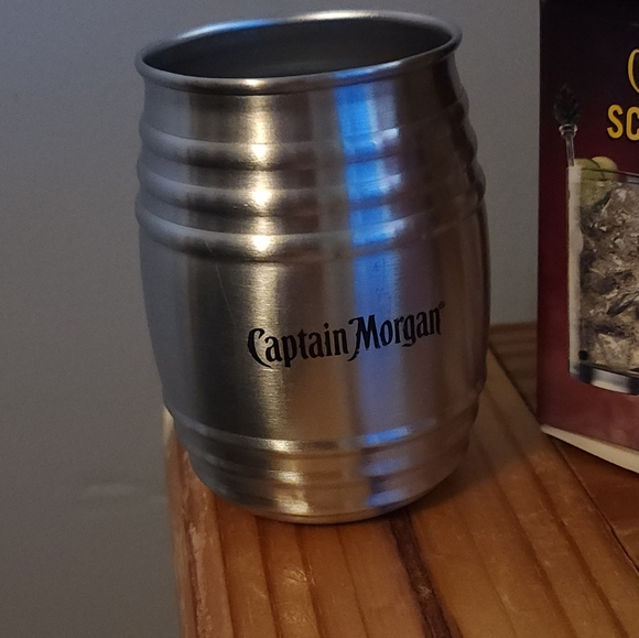 ๐ 3 for $15 Deal! ๐Captain Morgan barrel shot glass - Picture 6 of 7
